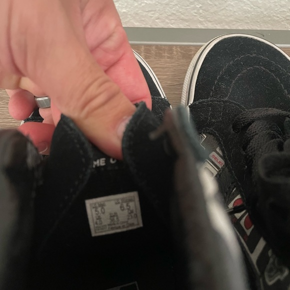 Vans x Nintendo Game Over High tops - Picture 2 of 5